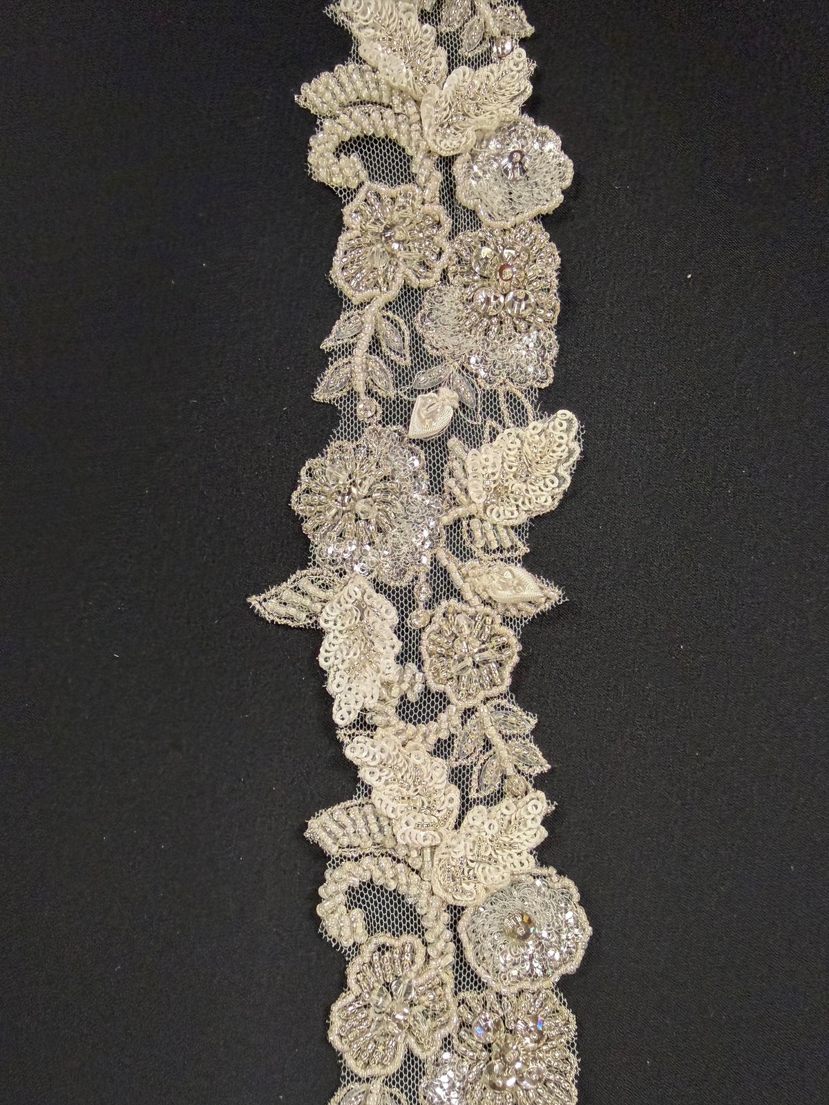Garniture en cristal ivoire - T373