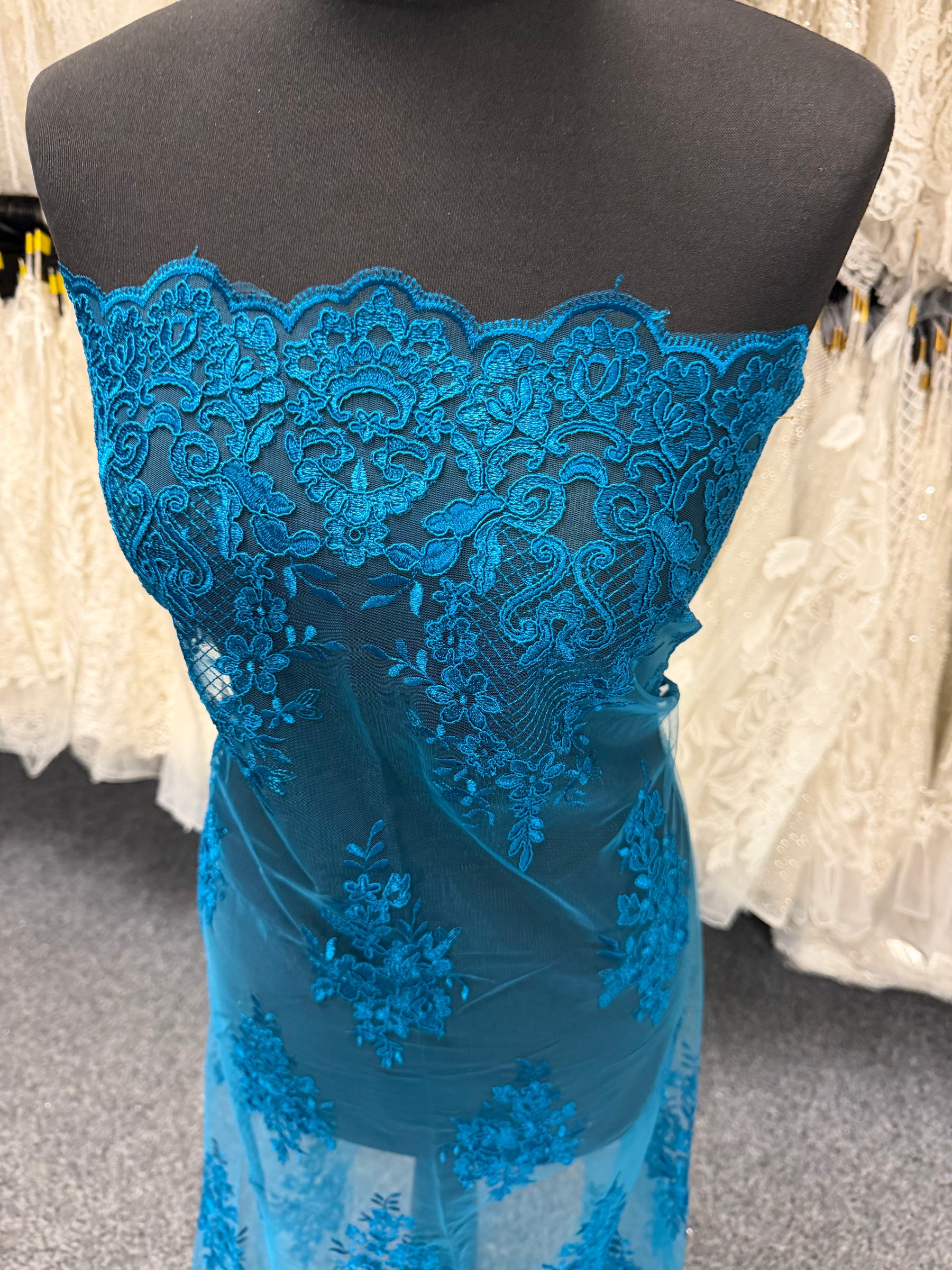 Dentelle Cordonnée Bleu Canard - LA7009