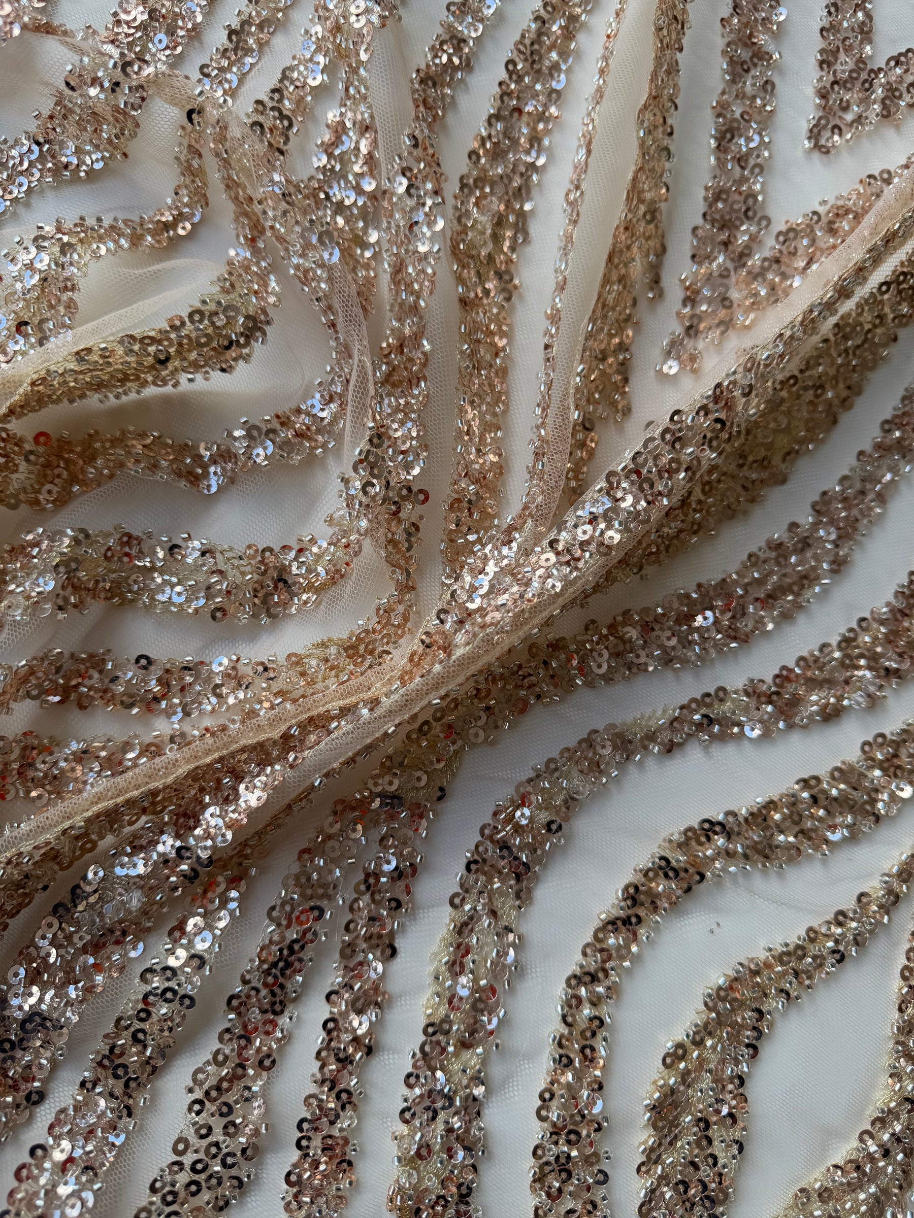 Tulle brodé or et perles - EB1104
