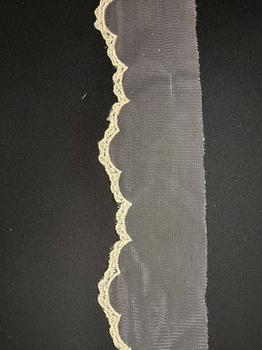 Champagne Lace Trim - T208