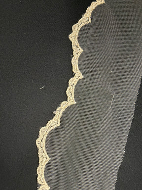 Champagne Lace Trim - T208