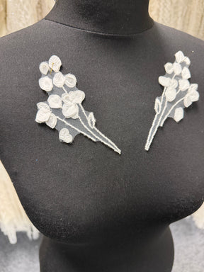 Appliques en dentelle perlée ivoire - MT8006