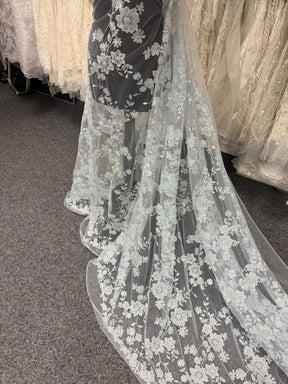 Tulle brodé et perlé bleu layette - EB1090