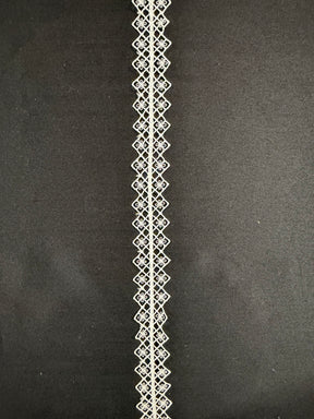 Bordure en dentelle brodée ivoire - T936