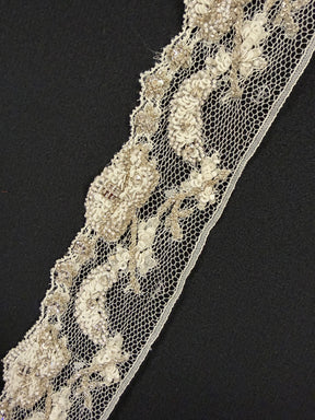 Bordure Chantilly française ivoire/cristal à perles et sequins - T177