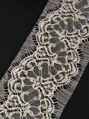 Bordure Chantilly française en perles de cristal ivoire - T176