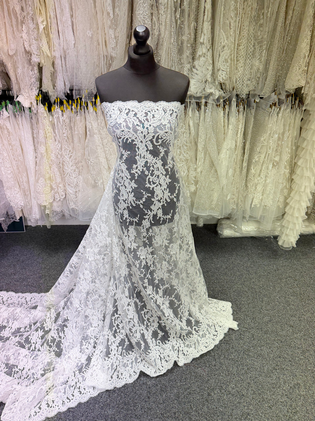 Dentelle Festonnée Ivoire - Embry