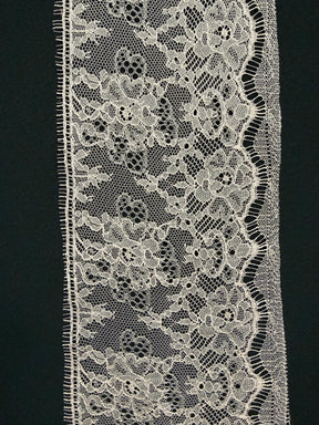 Bordure en soie rose - T175