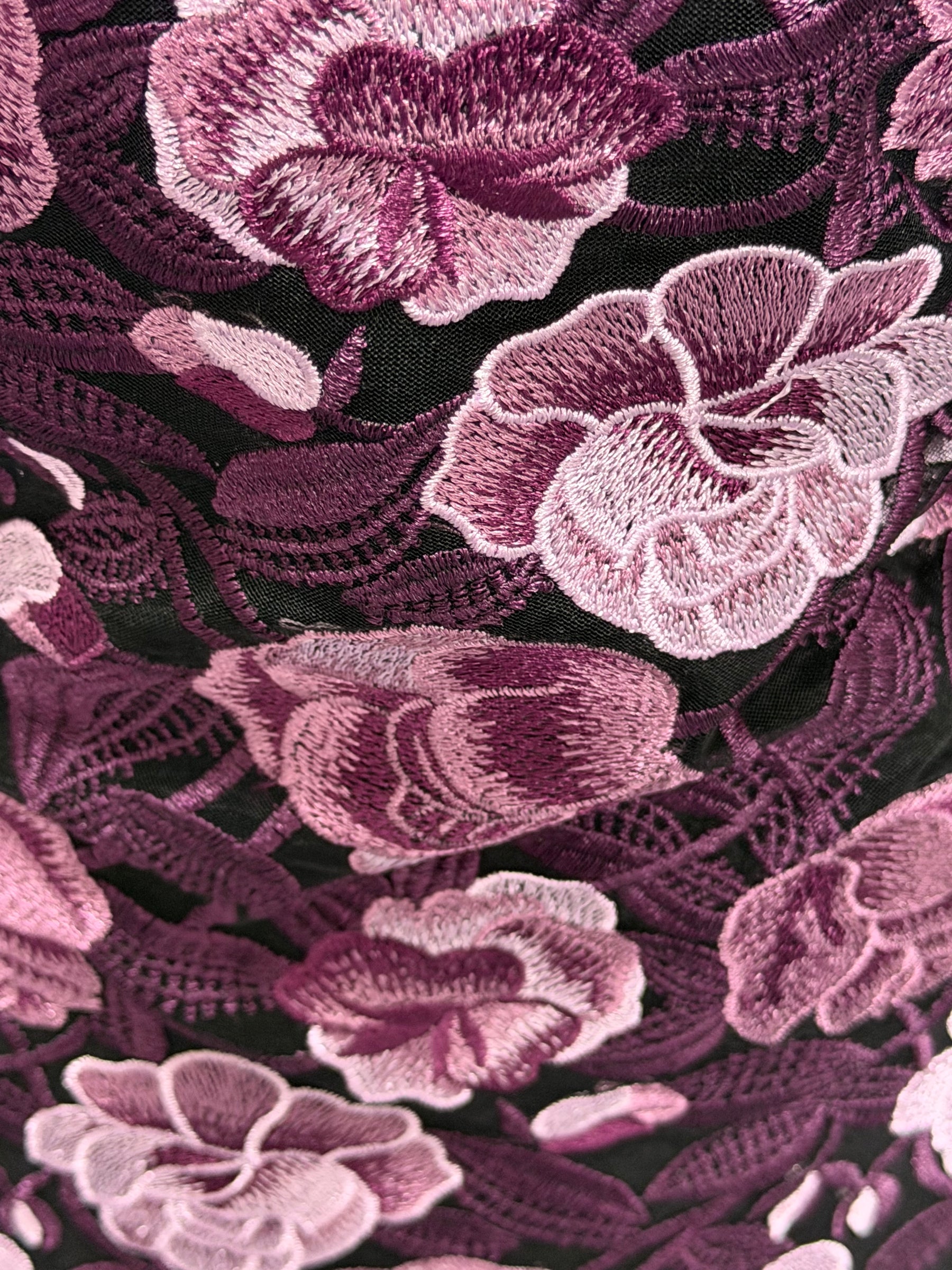 Dentelle brodée violette - EB5024