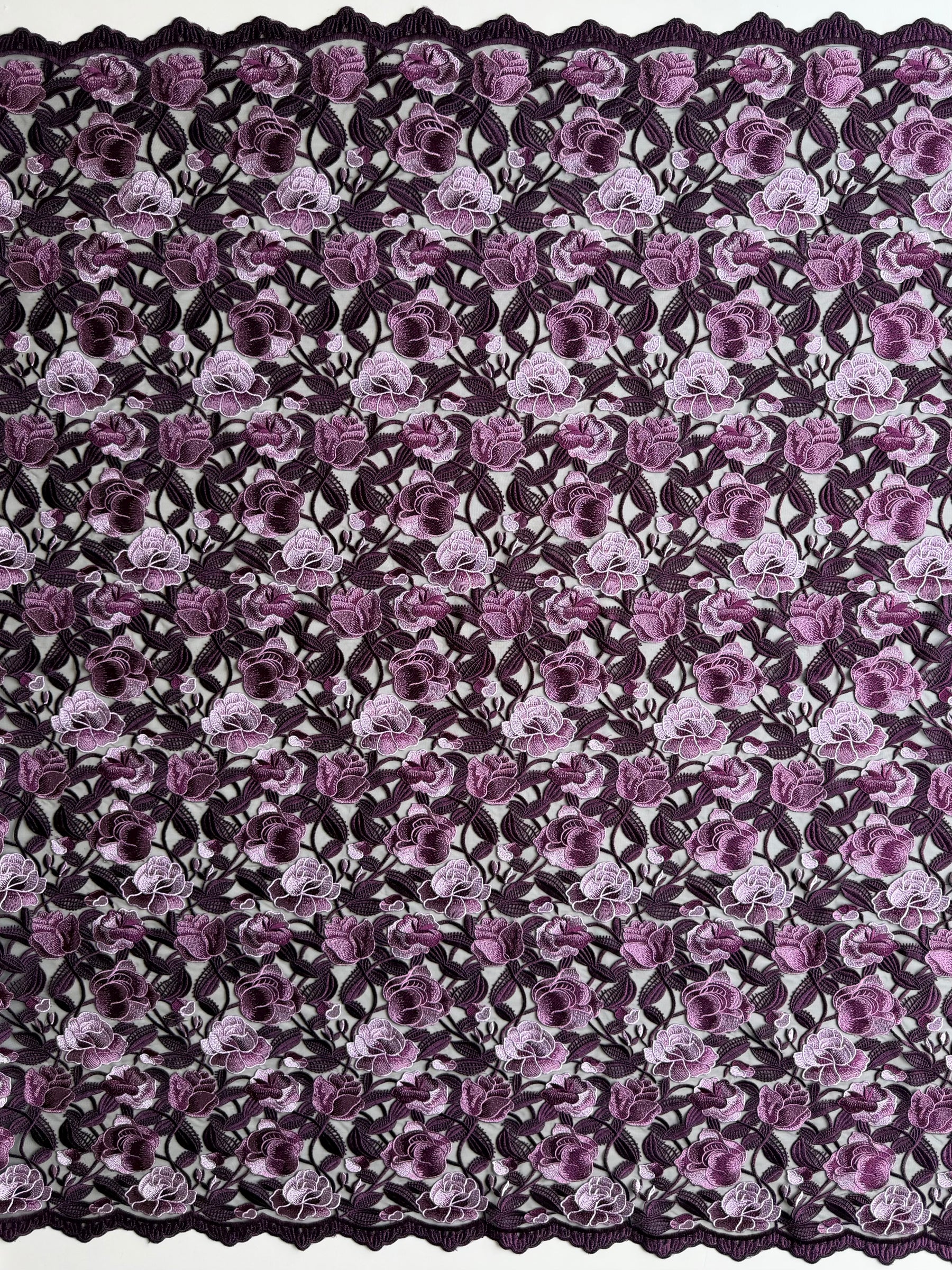 Dentelle brodée violette - EB5024