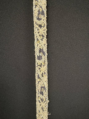Bordure de perles et sequins ivoire - T165