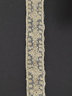 Bordure en perles ivoire/cristal - T161