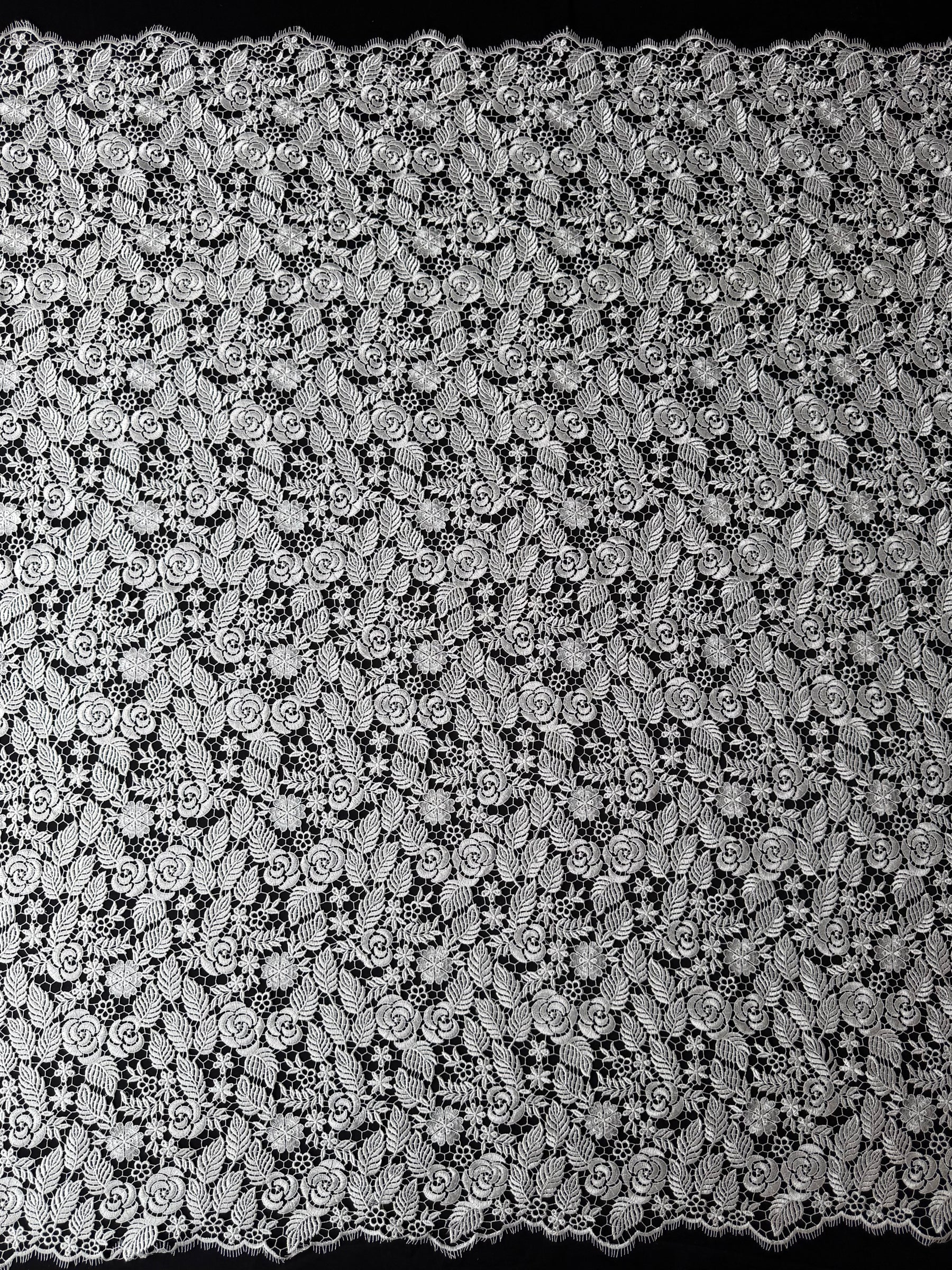 Dentelle Guipure Ivoire - P428