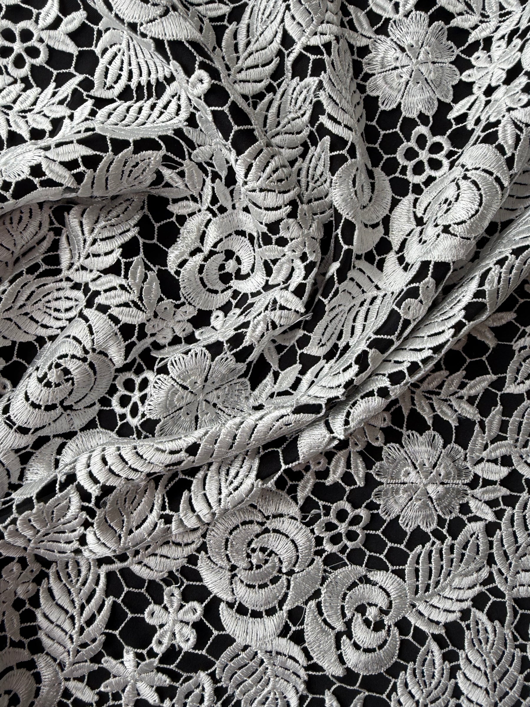 Dentelle Guipure Ivoire - P428