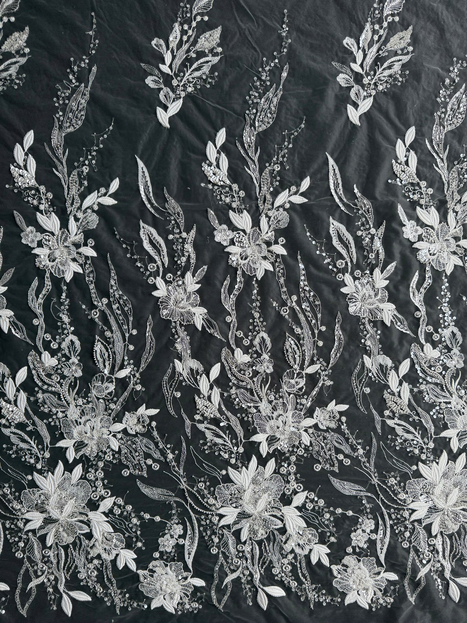 Tulle brodé perlé ivoire/argent - EB1098