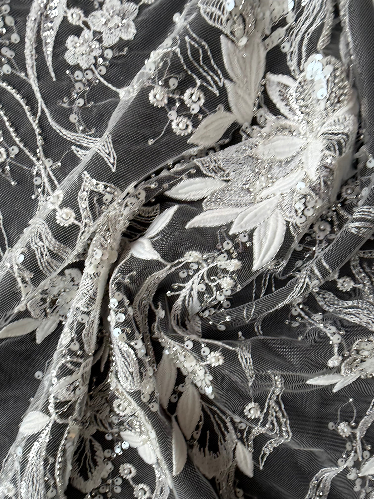 Tulle brodé perlé ivoire/argent - EB1098
