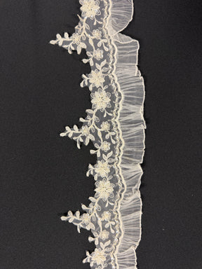 Bordure en tulle plissé perlé et à paillettes Ivoire/Argent - T278