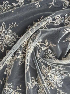 Dentelle perlée couleur champagne – P509