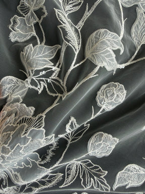 Dentelle brodée embellie de sequins ivoire - Destry