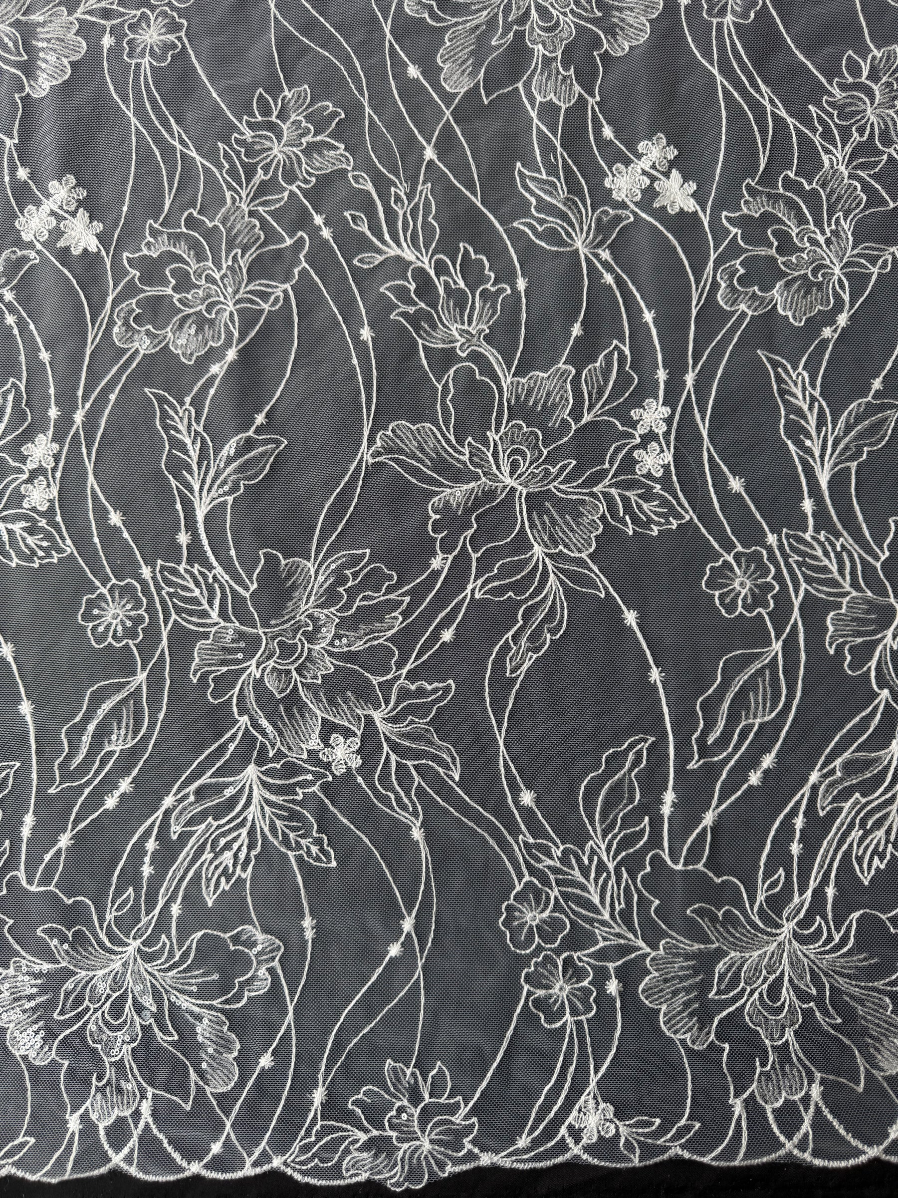 Dentelle brodée de paillettes ivoire - Atley