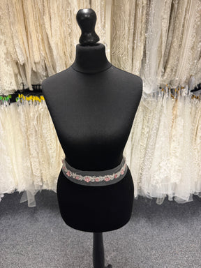 Bordure en perles rose clair - T51