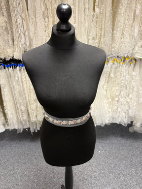 Bordure en perles cacao - T51
