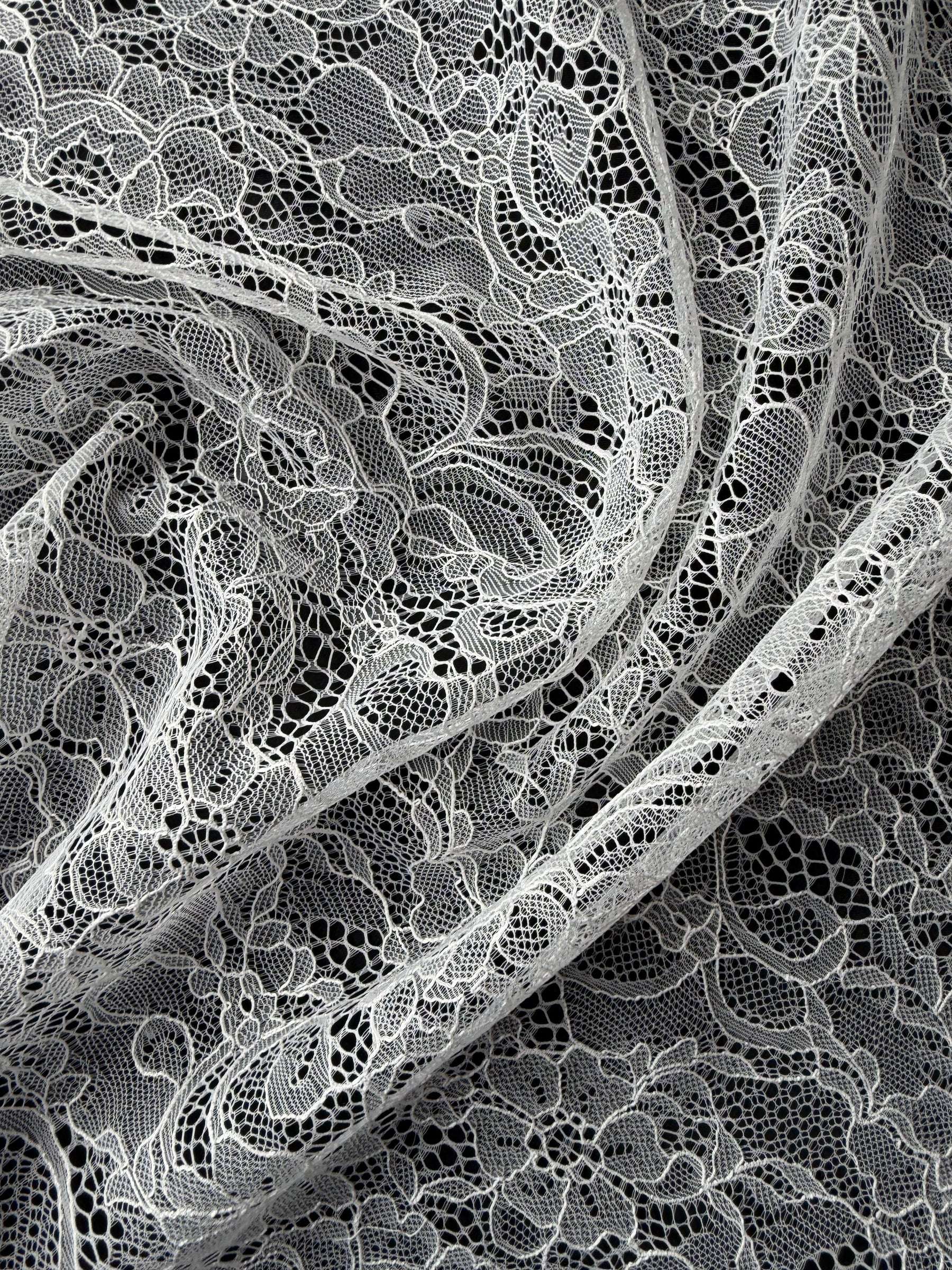 Dentelle Raschel Ivoire Pâle - P412