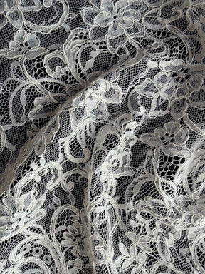 Dentelle cordée ivoire - P633