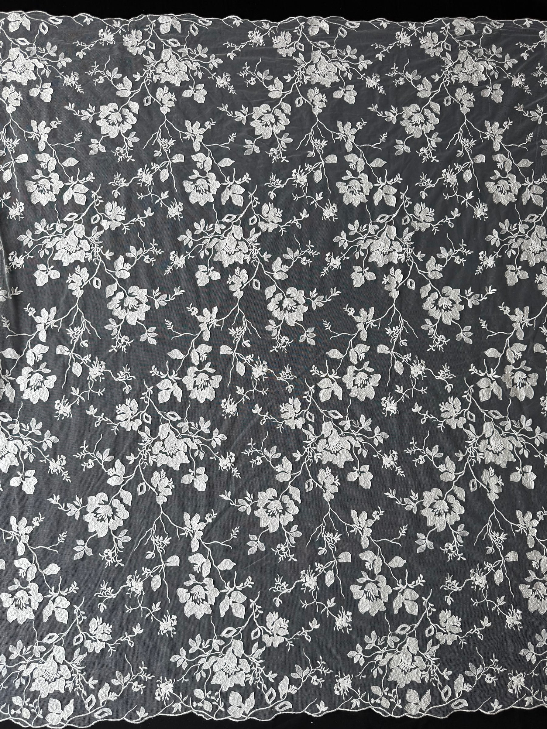 Dentelle florale à paillettes ivoire - EB3019