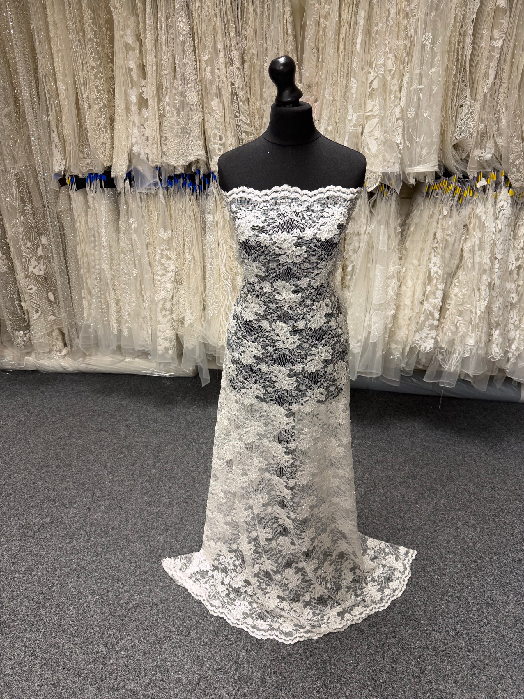 Dark Ivory Beaded Raschel Lace - P395