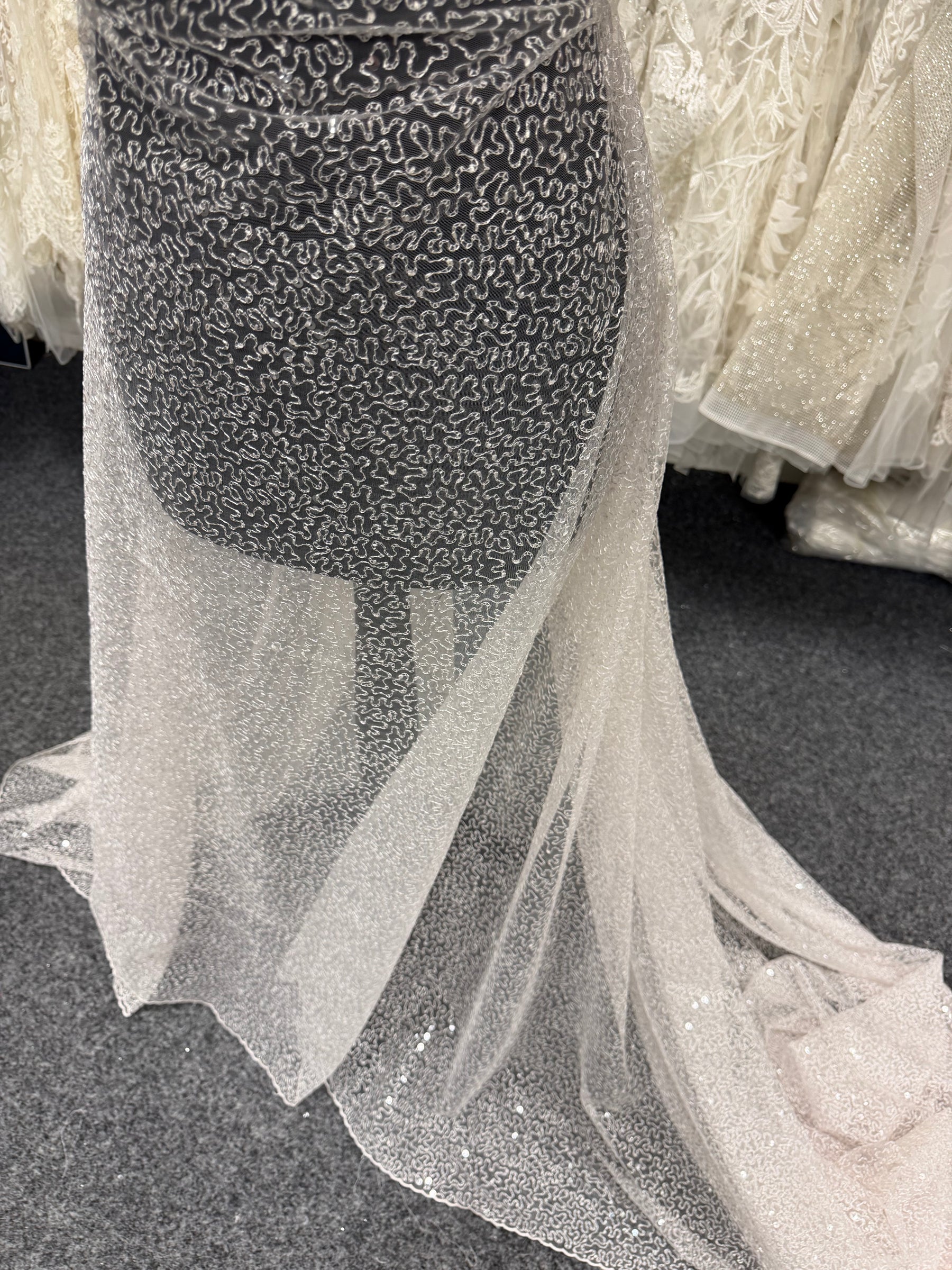 Tulle à sequins brodés rose coquillage – EB3001