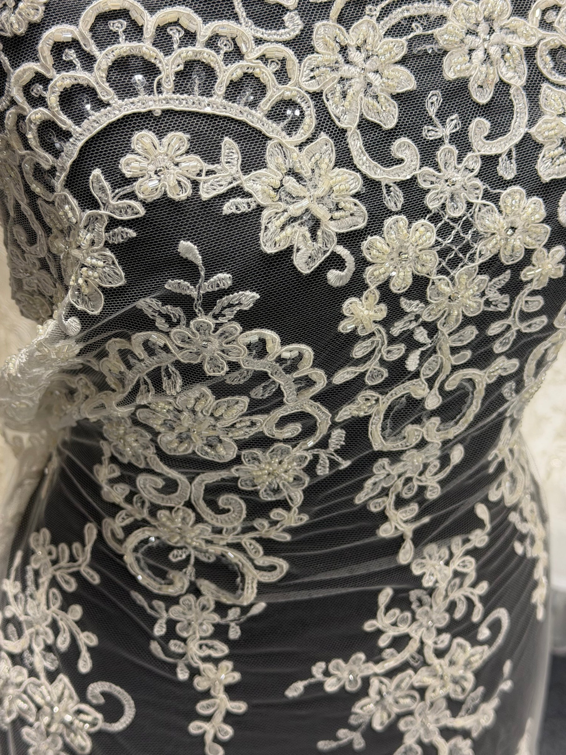 Dentelle Perlée Ivoire - Alexandra