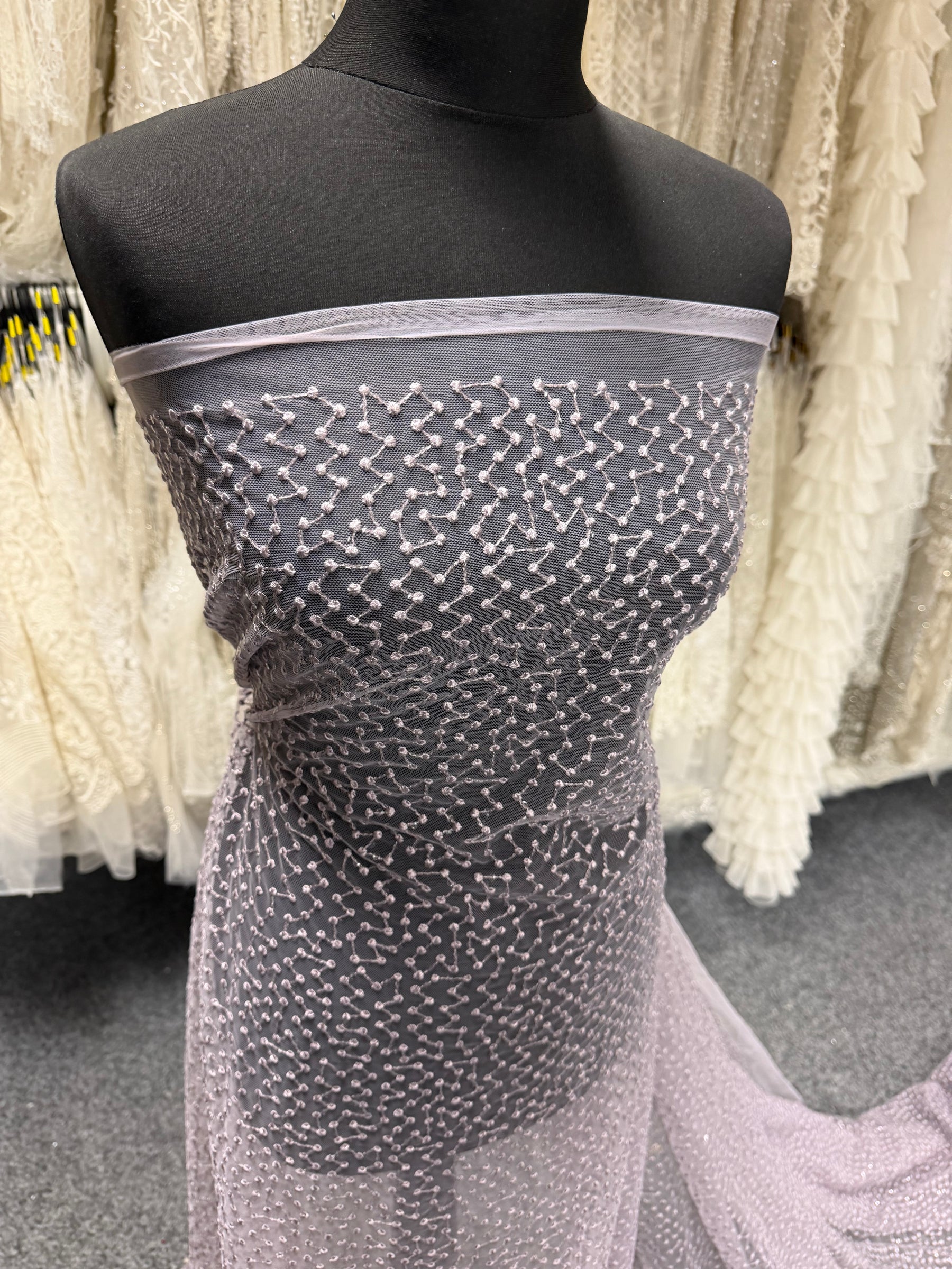 Dentelle brodée de sequins Mulberry - EB3029