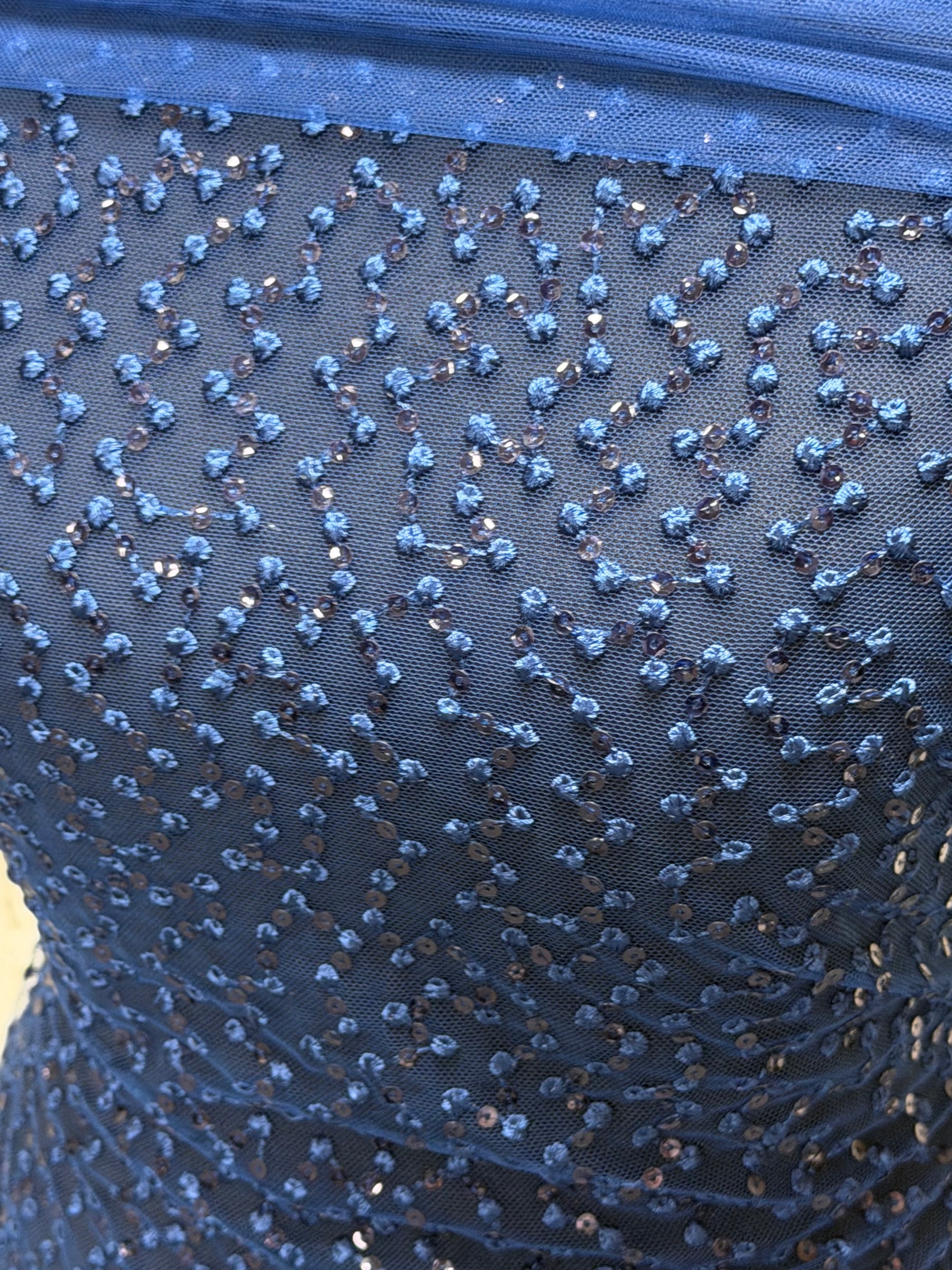 Dentelle brodée de sequins bleu marine - EB3029