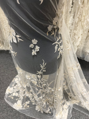 Dentelle brodée ivoire - EB1015