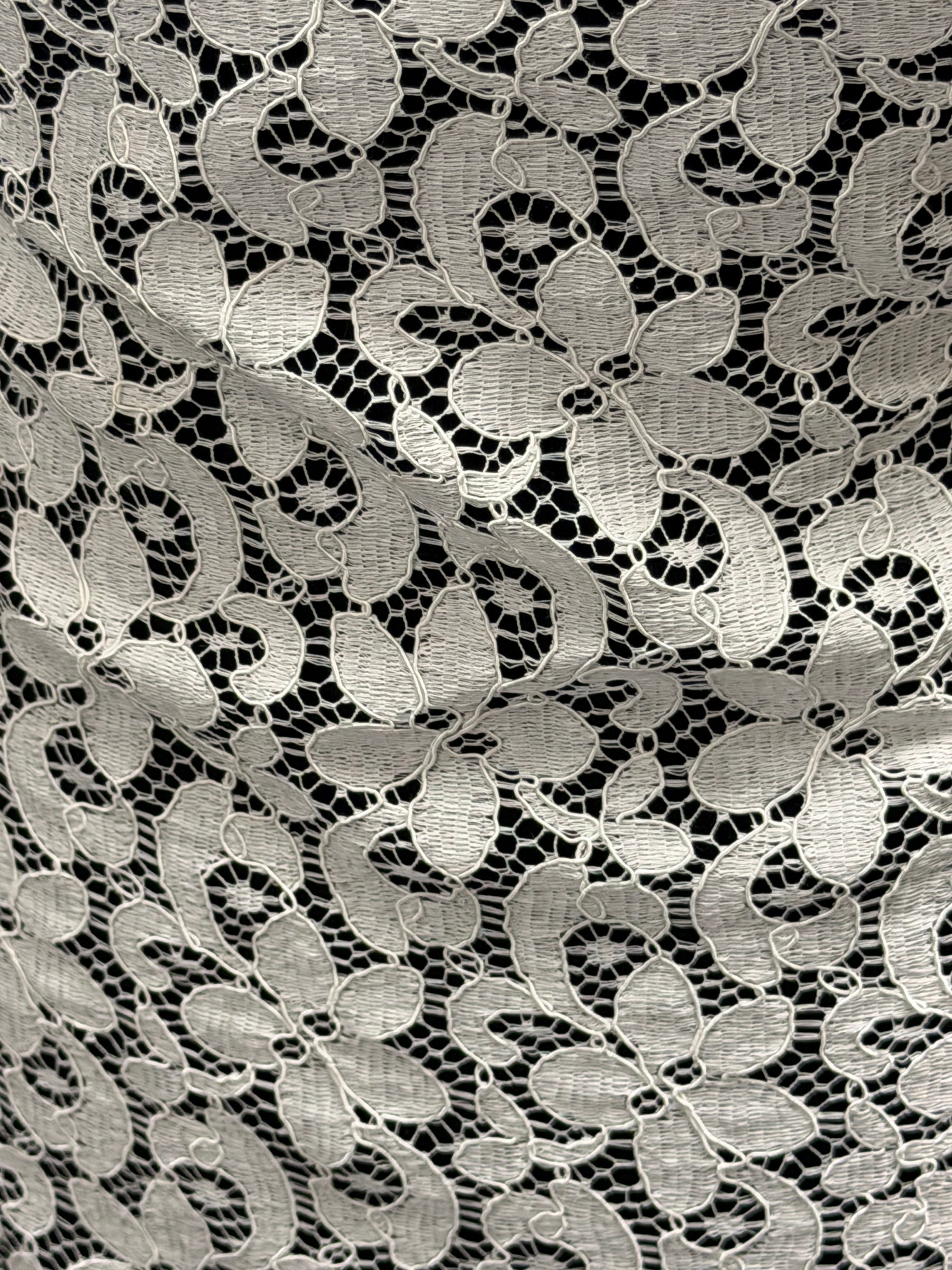 Dentelle française festonnée ivoire - LA4008