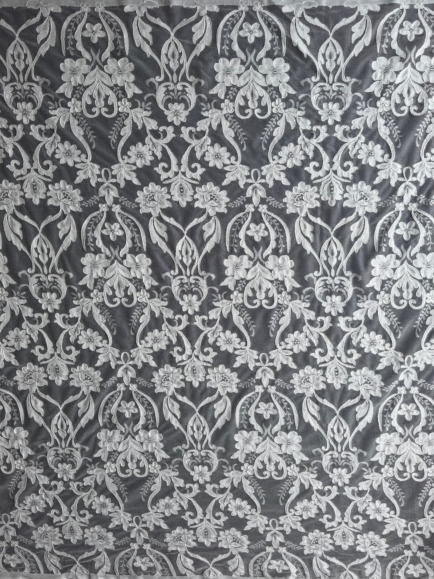 Dentelle Cordonnée Ivoire – Taylin