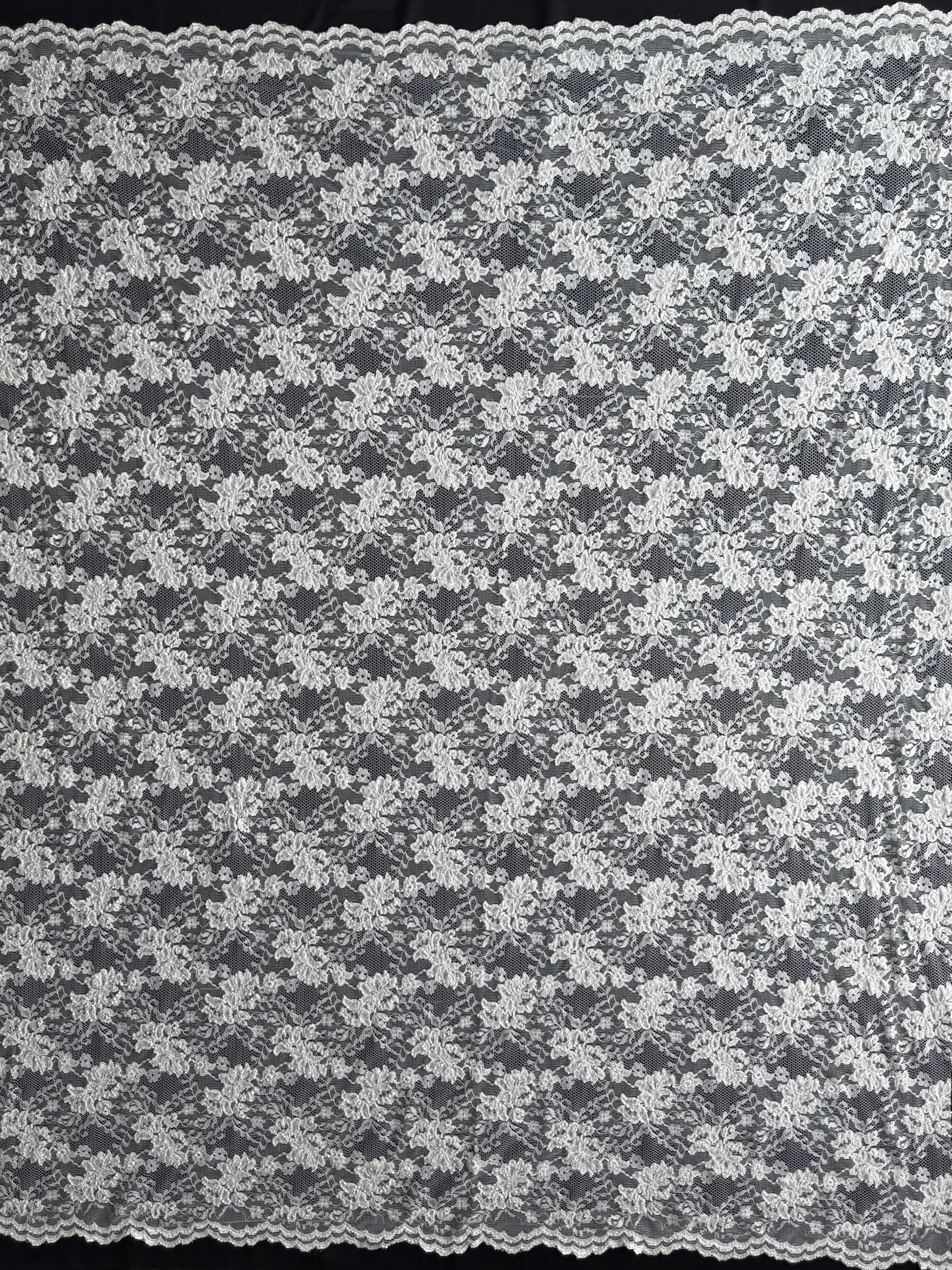 Dentelle Raschel Perlé Ivoire Foncé - P395