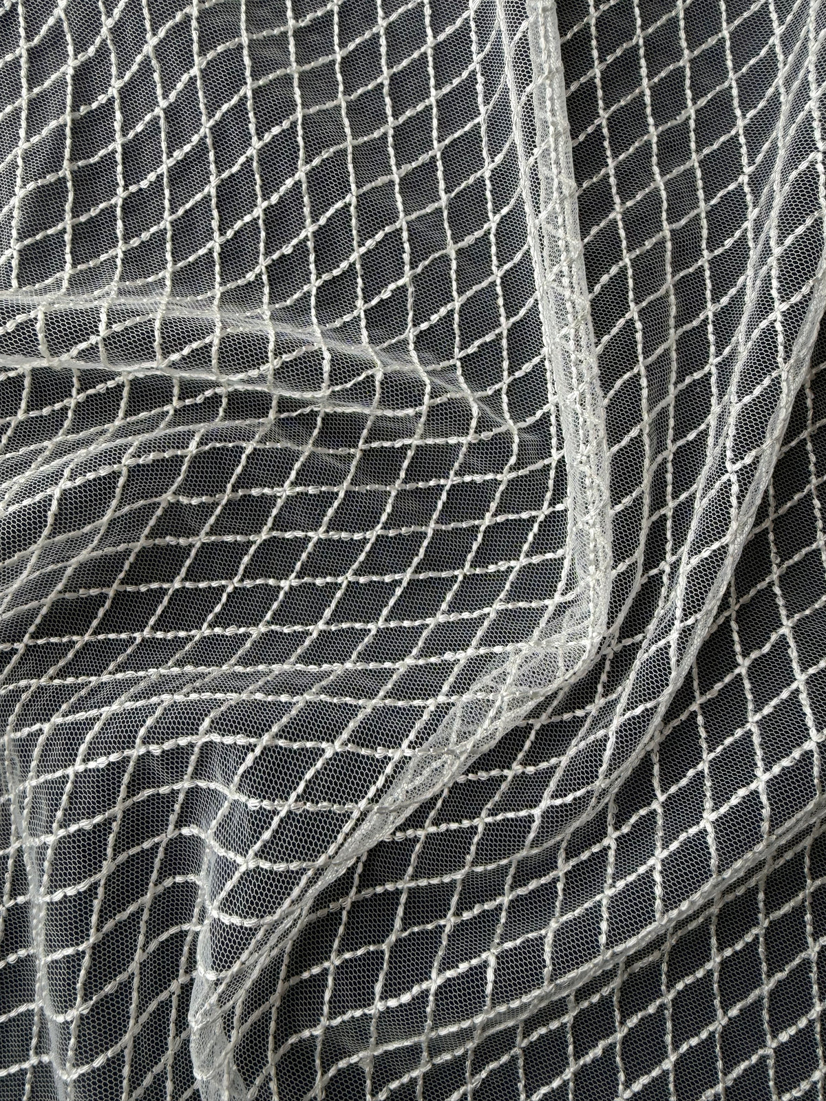 Dentelle brodée ivoire - EB5015