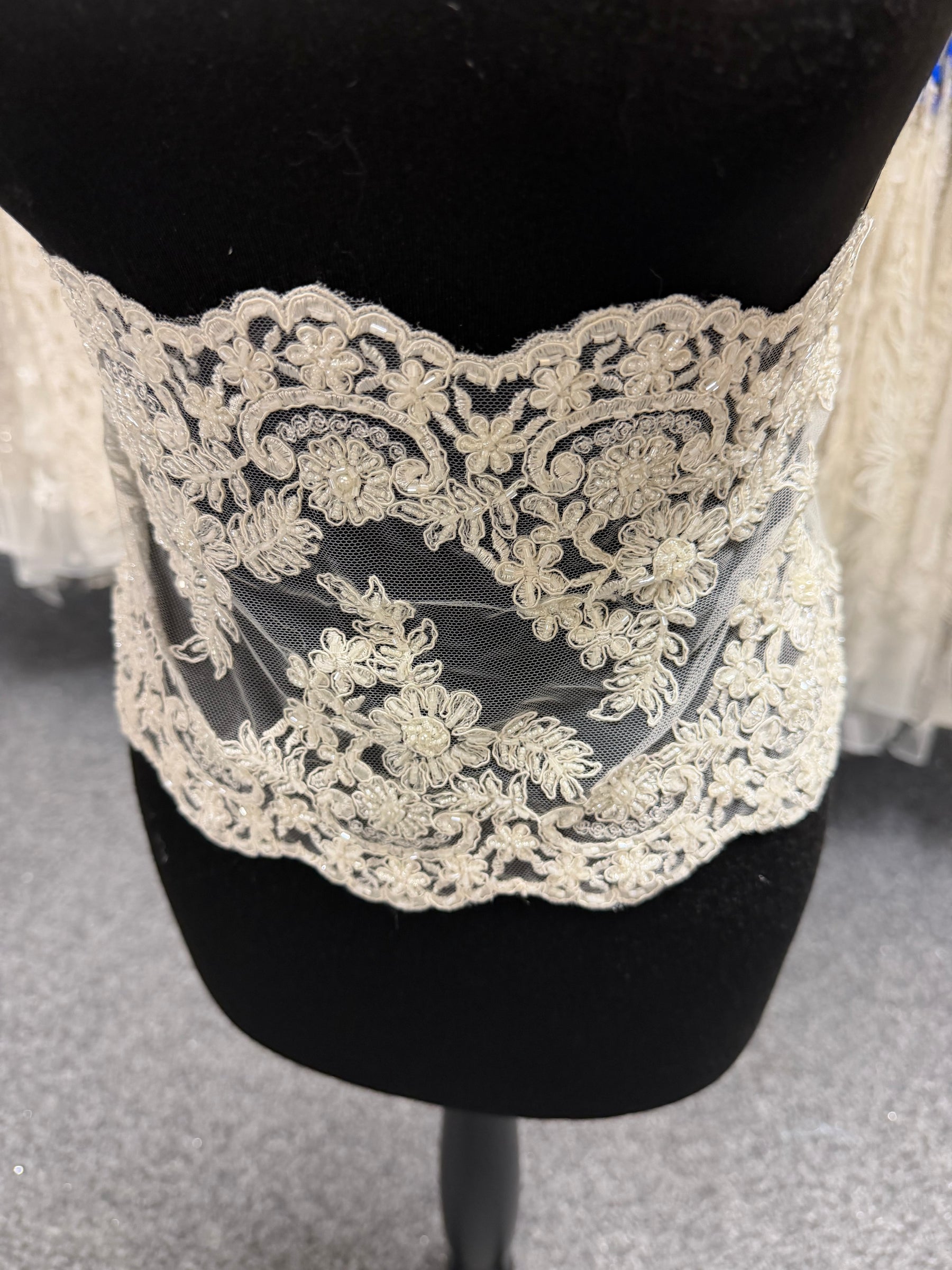 Ganse perlée cordonnée ivoire - T378