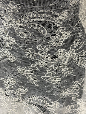Pale Ivory Corded Lace - P902