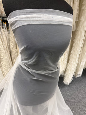 Tulle ivoire orné de strass - Phare