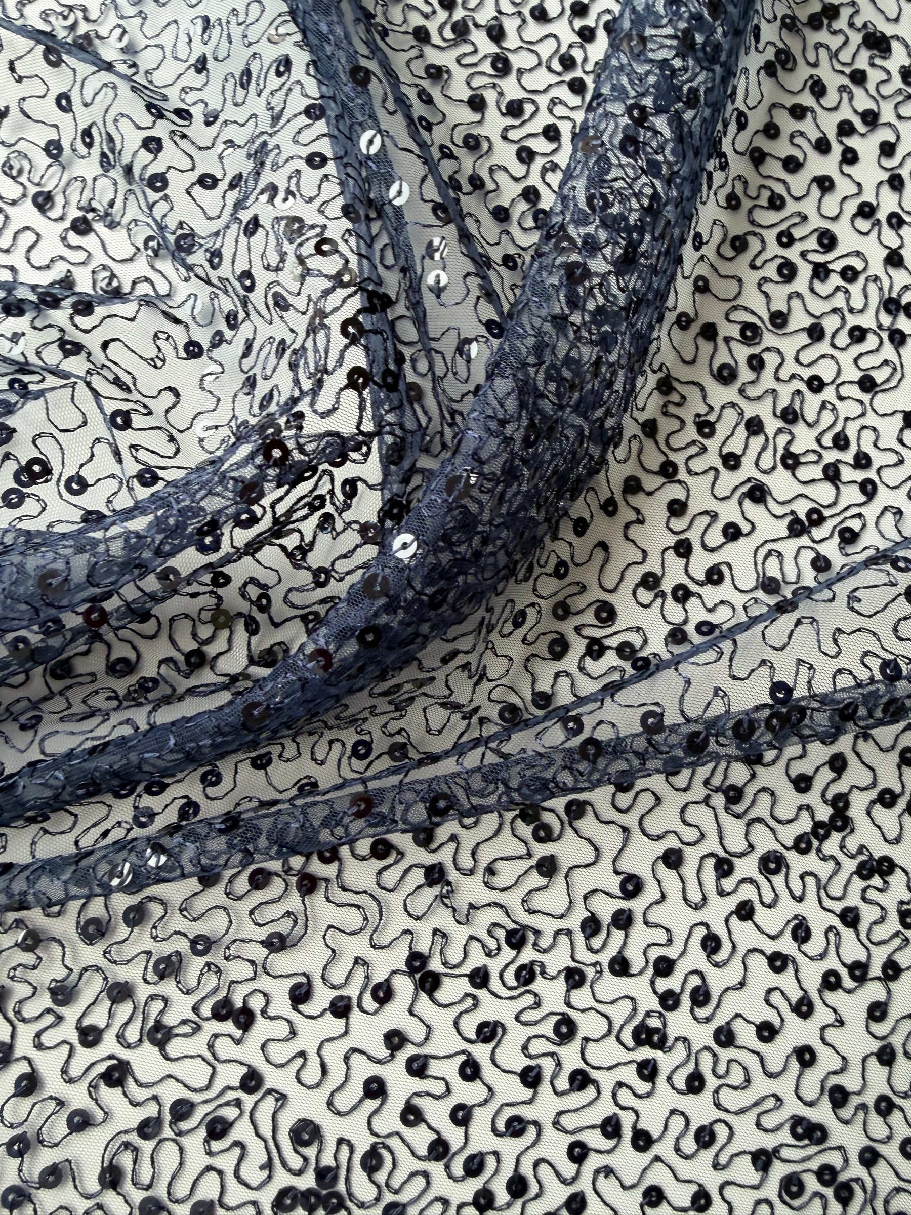 Tulle à sequins brodés bleu marine – EB3001