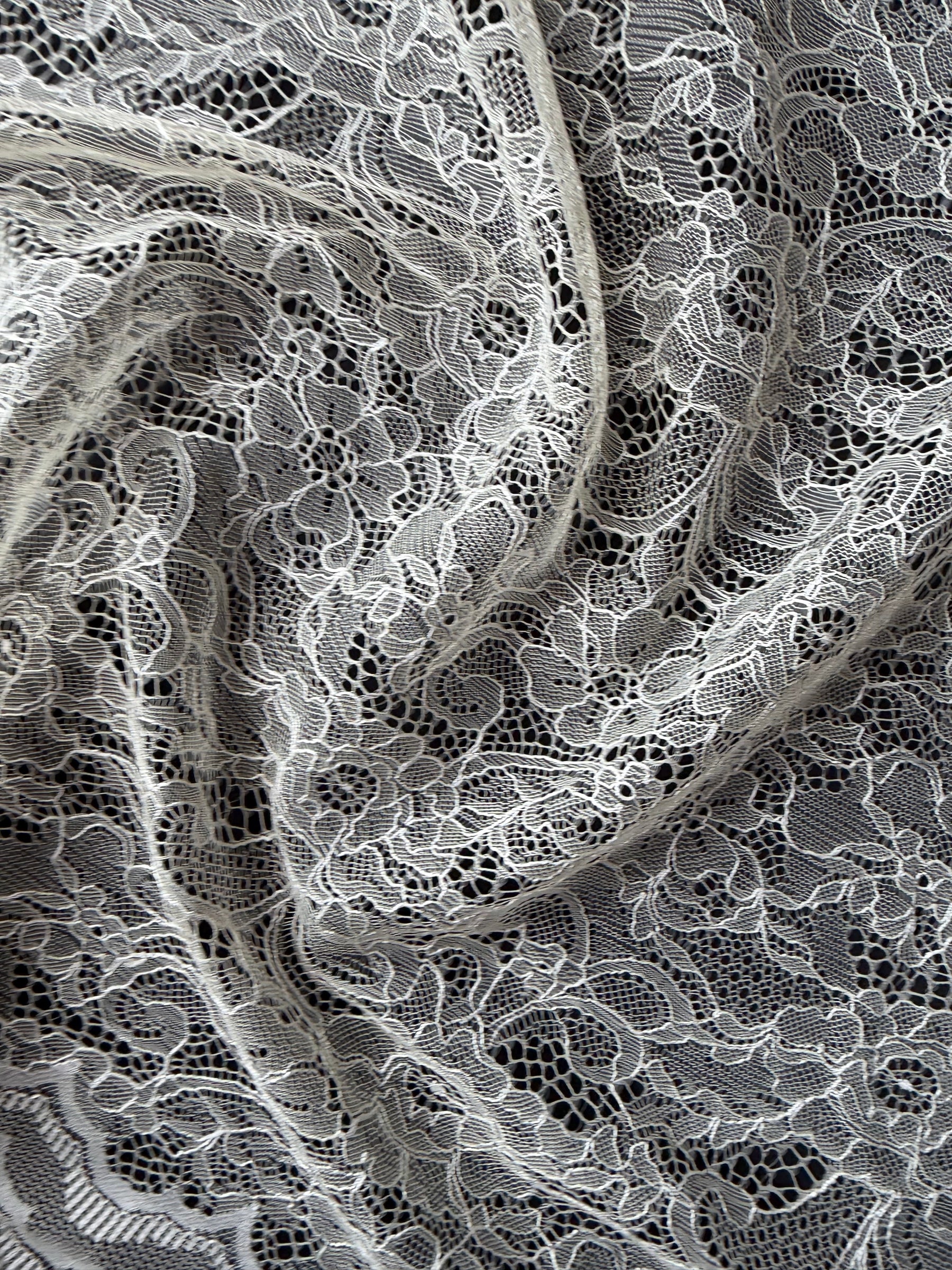 Dentelle Raschel coloris Champagne - P412