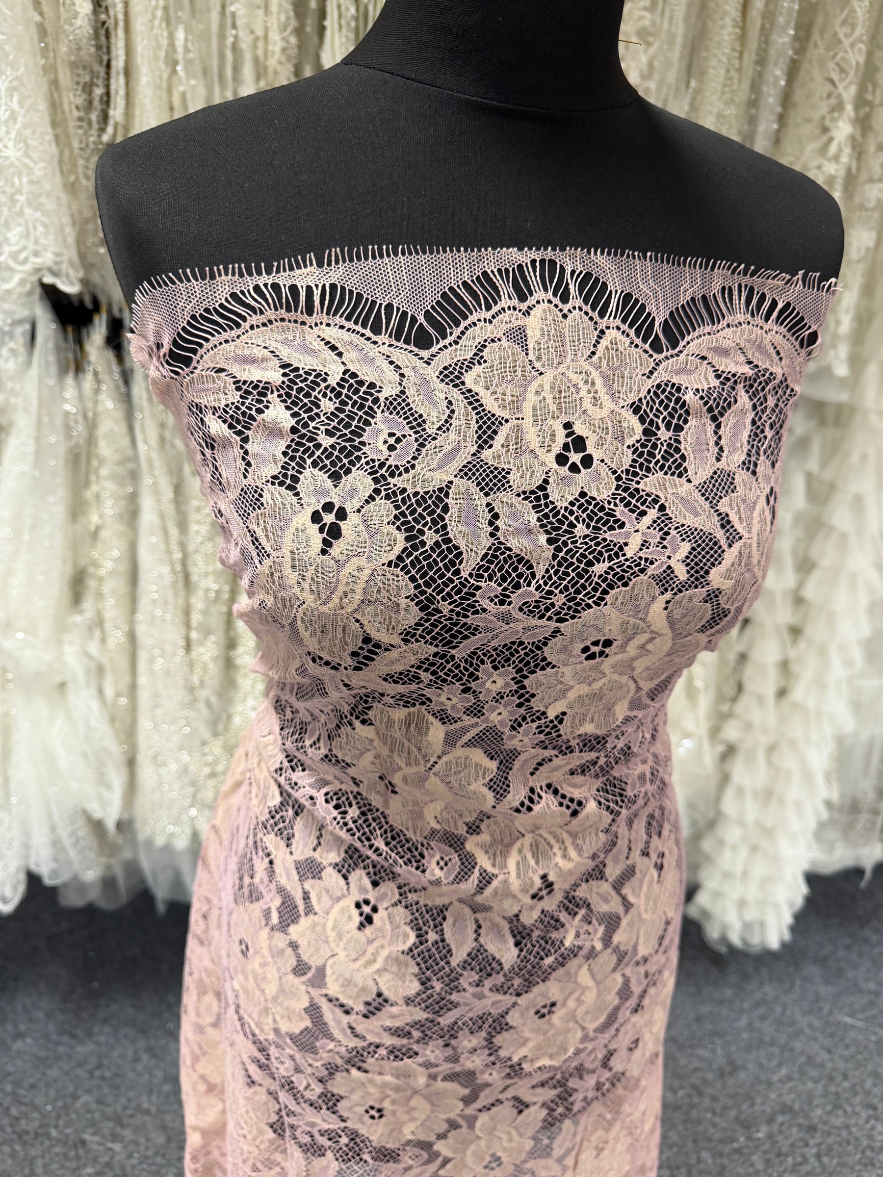 Pink Chantilly Lace - P315