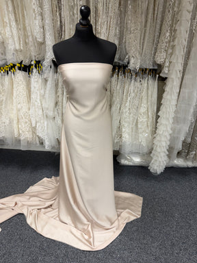 Crêpe polyester champagne avec envers satin - Nostalgic