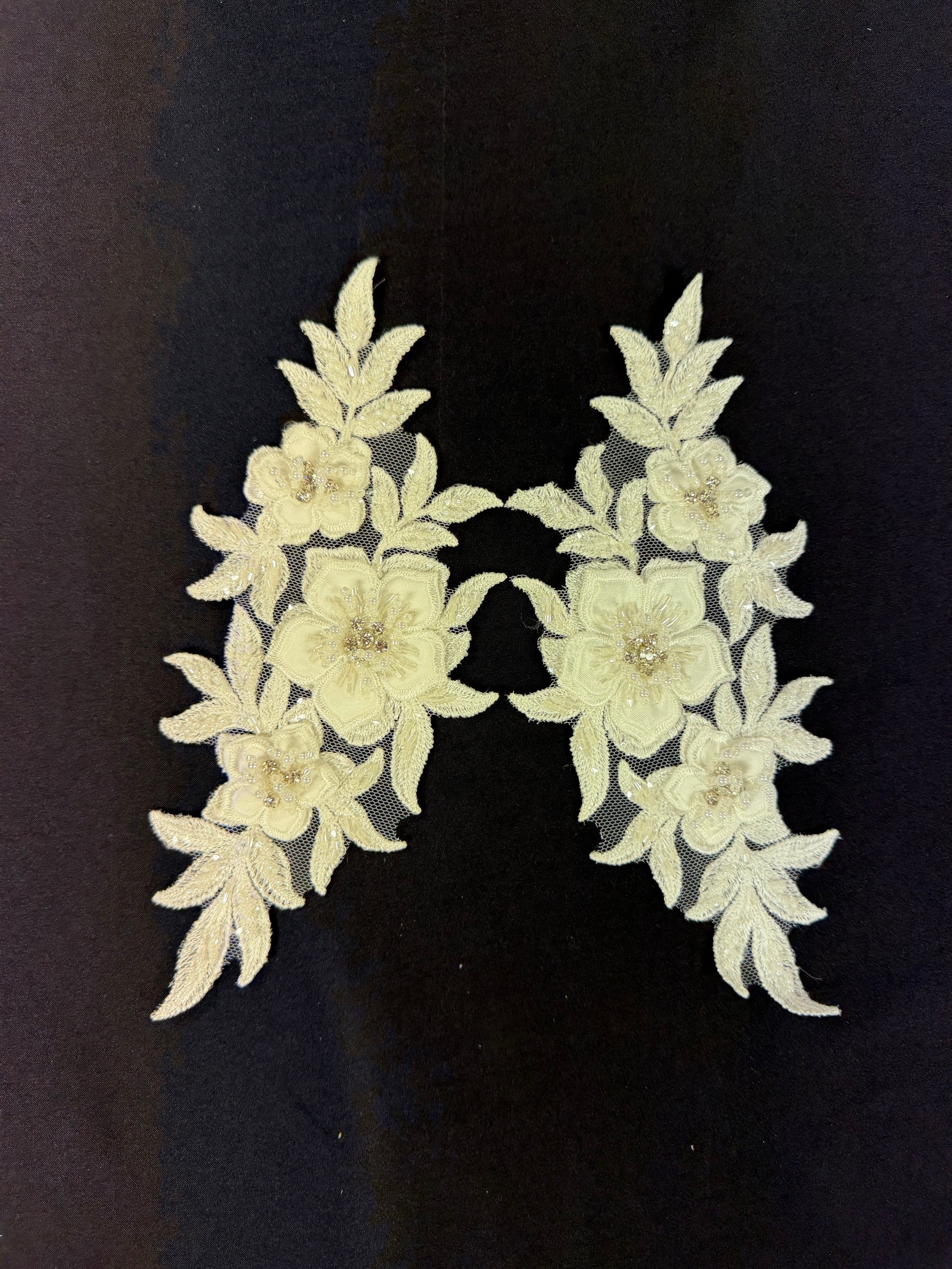 Ivory 3D Lace Appliques - T894