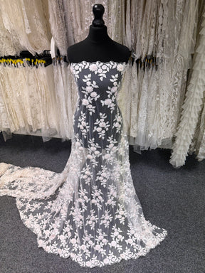 Ivory and Pink Embroidered Lace - P409