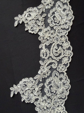 Bordure en dentelle ivoire perlée et cordée - T226 Perlée (CF)