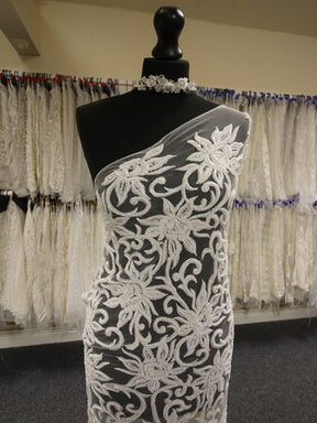 Dentelle de broderie perlée ivoire - Elsie